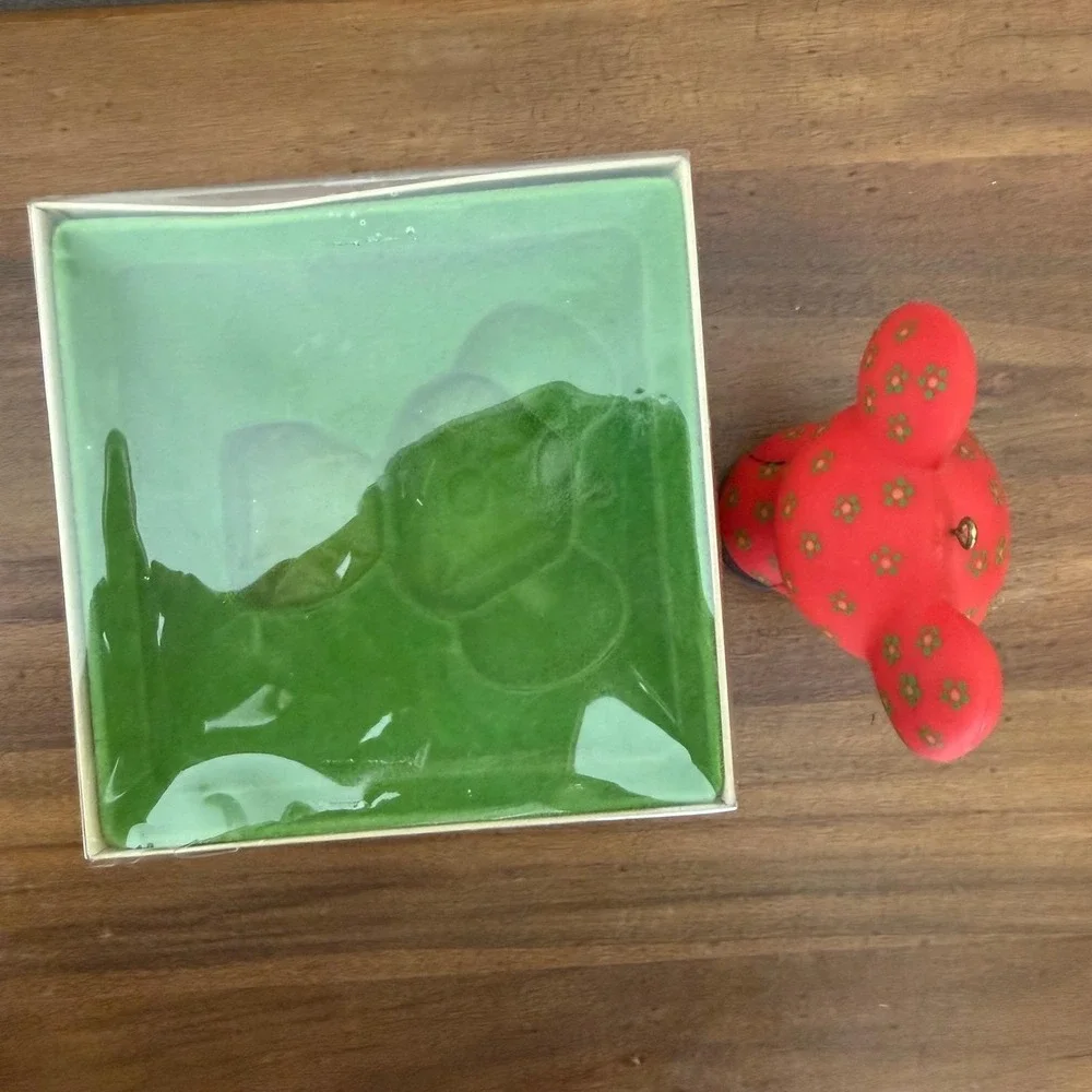 Vintage 1978 Hallmark Tree-Trimmer Collection‎ Red Floral Mouse Ornament Boxed